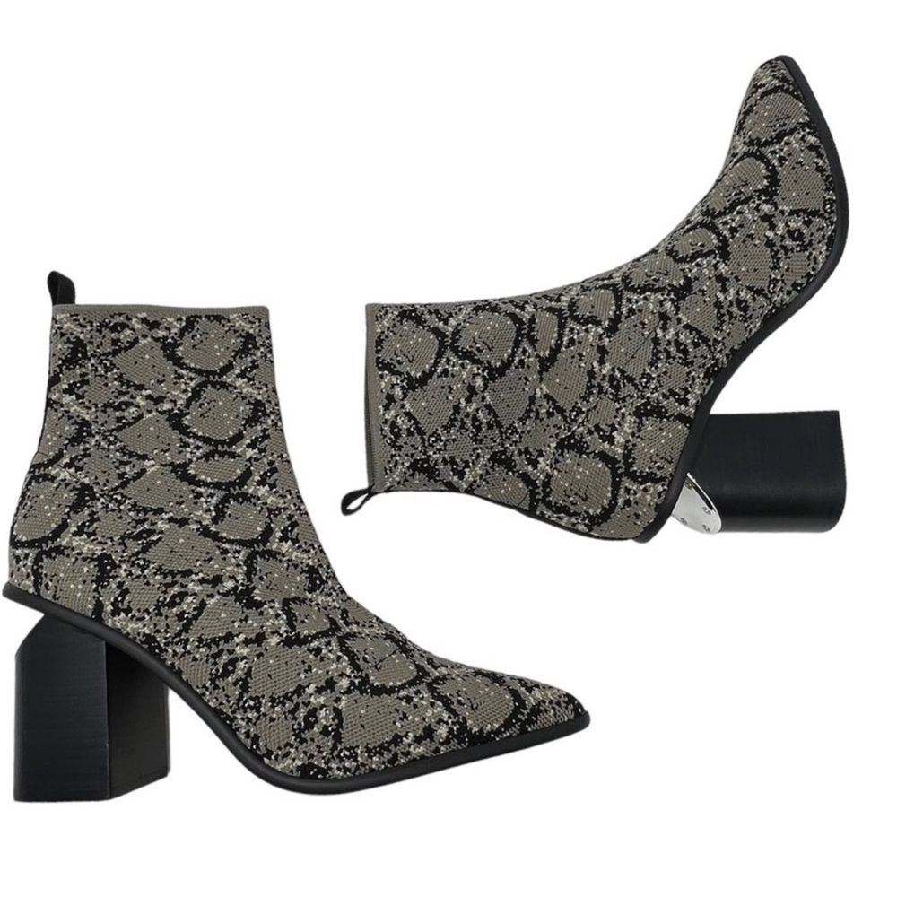 Steven New York size 7 Nikia Boots